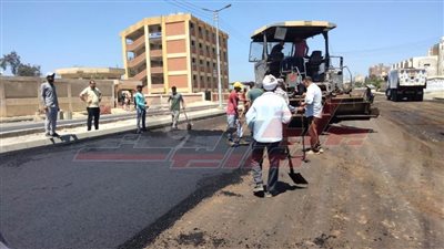 حملات نظافة وإزالة تعديات ورصف طرق وإنشاء محاور جديدة بمدن كفر الشيخ