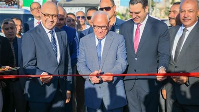 محافظ بورسعيد ورئيس هيئة الكتاب يفتتحان الدورة الـ6 لمعرض بورسعيد للكتاب 