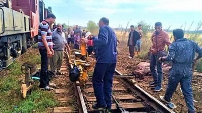 مصرع عامل أسفل عجلات قطار روسي بسوهاج