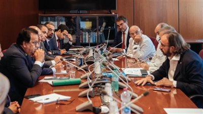 وزير الصحة يشهد توقيع بروتوكول تعاون مع شركة إيطالية لإنشاء مركز تدريب للكوادر الطبية