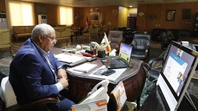 عبر الفيديو كونفرانس.. رئيس الوزراء يتابع مستجدات مشروع إنتاج حامض الفوسفوريك بـ