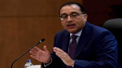 رئيس الوزراء يبدأ جولة تفقدية لمشروعات مدينة العلمين الجديدة