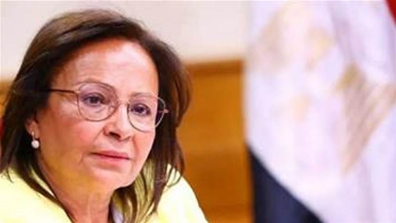 الدكتورة نيفين عثمان