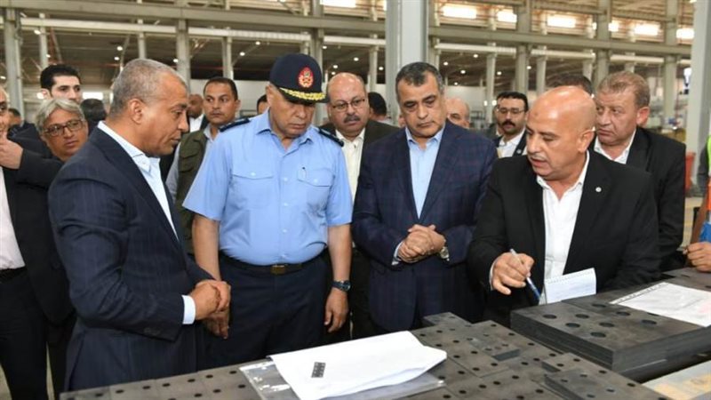 وزير الانتاج الحربي