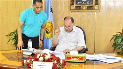 محافظ أسيوط يوافق على 453 طلب انتداب وإعارة و493 طلب إجازة بالتربية والتعليم