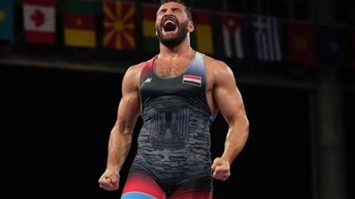 بطل منتخب المصارعة عالق في المجر!