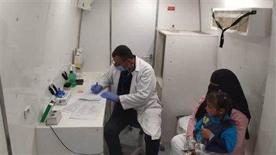 قوافل طبية مجانية ضمن المبادرة الرئاسية حياة كريمة بقرى الداخلة بالوادي الجديد