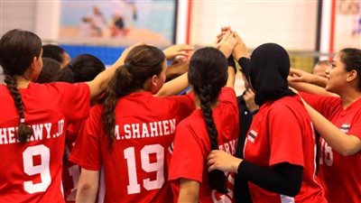 منتخب ناشئات الطائرة يغادر للمشاركة في بطولة العالم بالمجر