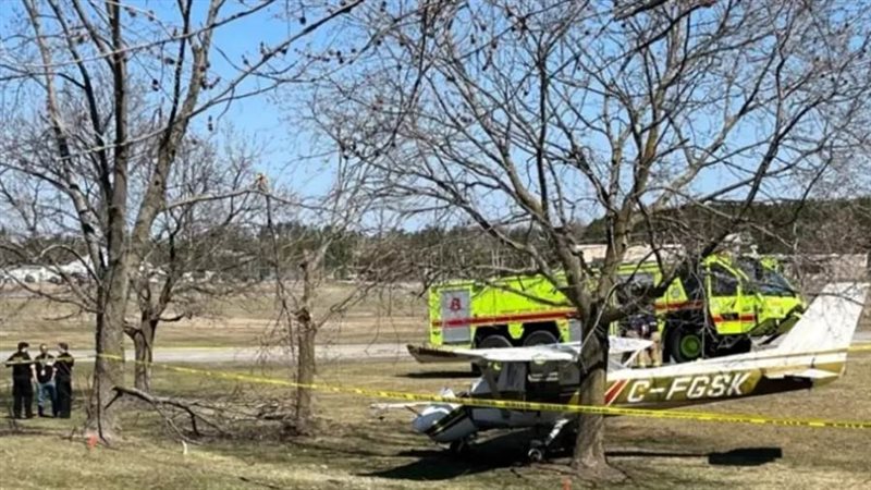 تحطم طائرة صغيرة