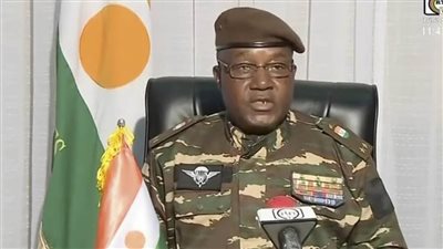 قادة غرب إفريقيا يمهلون متمردي النيجر 7 أيام لاستعادة النظام الدستوري ويلوحون بالتدخل العسكري