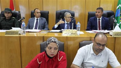  محافظ المنيا يؤكد أهمية تضافر الجهود للتصدى للتعديات على الأراضى الزراعية