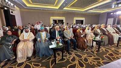 محافظ جنوب سيناء يشارك في فعاليات المنتدى العربي الثالث للسياحة والآثار بسلطنة عمان