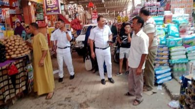 حملة مكثفة لإزالة الإشغالات وضبط المخالفات بواحة الخارجة بالوادي الجديد 