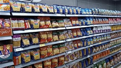  53 مخالفة تموينية خلال حملات على المخابز والأسواق بالمنيا