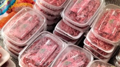 ضبط وإعدام 53 طن أغذية فاسدة خلال حملة تفتيشية بالشرقية 