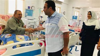 د. عبدالرحمن سرحان: يتفقد أقسام مستشفى سيدي سالم المركزي