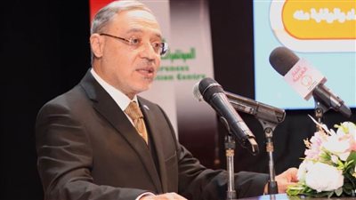 رئيس جامعة طنطا يصدر 4 قرارات تكليف وكلاء للقيام بالأعمال بالكليات