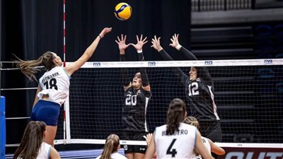 منتخب شابات الطائرة في مواجهة قوية أمام المجر 