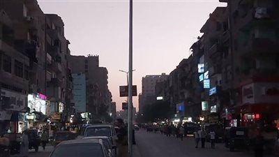 رئيس مركز طهطا يتابع إجراءات ترشيد استهلاك الكهرباء بالشوارع والميادين