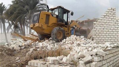 حملات تموينية وازالة تعديات على أراضي أملاك الدولة بالمنيا ودمياط