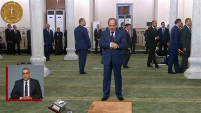 عاجل.. الرئيس السيسى يصلى تحية للمسجد خلال افتتاح مسجد السيدة نفيسة