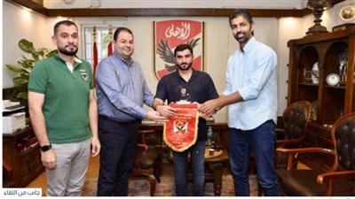 وفد من نادي 