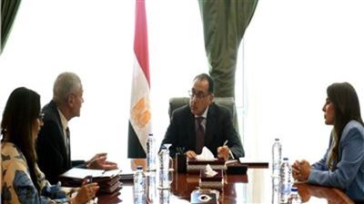 رئيس الوزراء يتابع سير العمل بعدد من ملفات عمل الهيئة المصرية للشراء الموحد