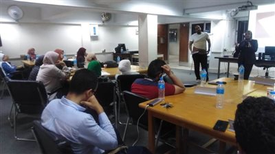 مركز تنمية قدرات أعضاء هيئة التدريس بجامعة سوهاج يختتم برنامجه التدريبي