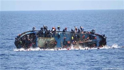 ارتفاع حصيلة غرق قارب مهاجرين في بحر المانش إلى ستة قتلى