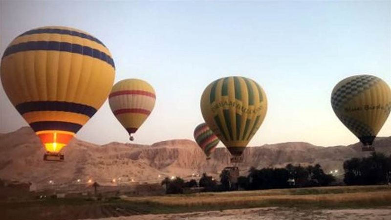 رحلات البالون الطائر