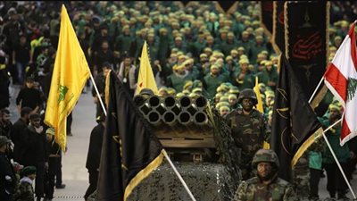 بعد مطالبات الخليج بمغادرة رعاياه.. ماذا يحدث فى لبنان؟