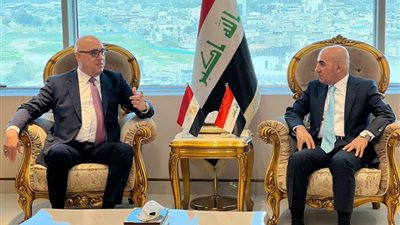 وزير الإسكان يبحث مع نظيره العراقي سبل التعاون بين البلدين