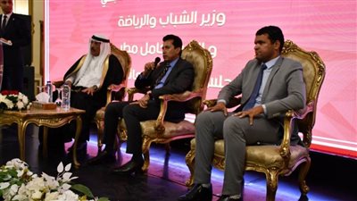 أشرف صبحي يلتقي شباب مجلس القبائل والعائلات المصرية