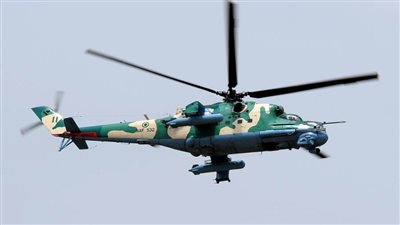 مروحيات الجيش النيجيري تنفذ ضربات مفاجئة ضد عصابات سرقة النفط في جنوب دلتا النيجر