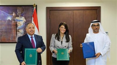 مصر والإمارات توقعان اتفاقية برنامج لتمويل واردات القمح بقيمة 500 مليون دولار لمدة 5 سنوات