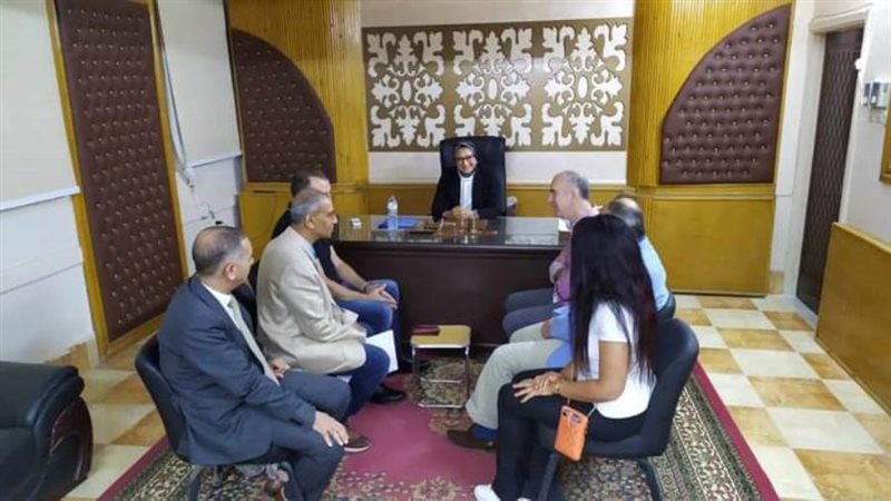 لقاء نائب المحافظ