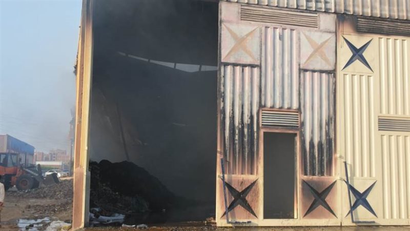 المخزن المحترق