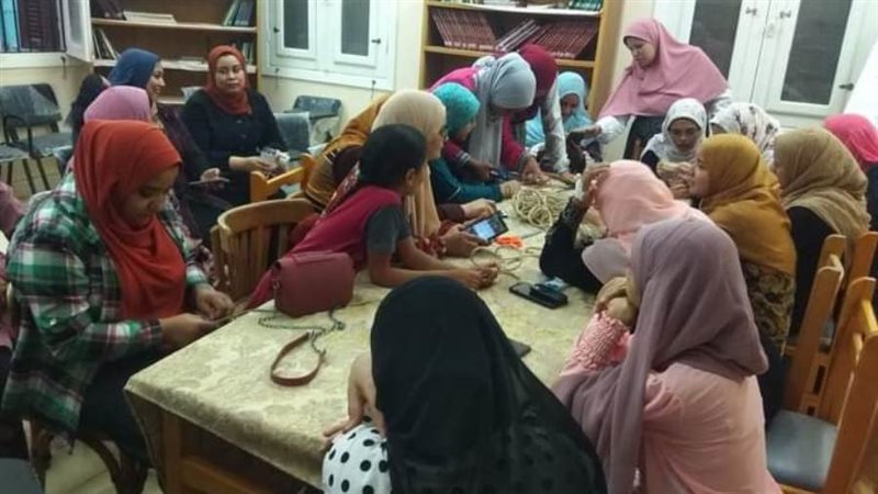 ورشه عمل لفتيات مركز