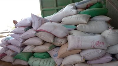 ضبط أكثر من 5.5 طن من الأقماح المحلية بالسوق السوداء 