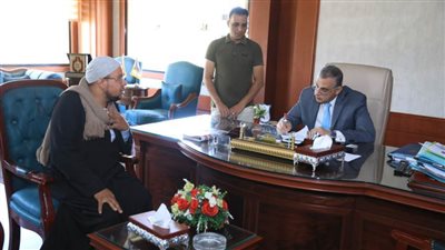 ١٨٤ مواطنًا يعرضون مطالبهم وشكواهم خلال اللقاء الجماهيري بسوهاج