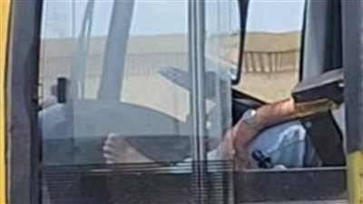 ضبط شخصين لقيادة سيارتيهما برعونة بالطريق الدولي الساحلي بالإسكندرية