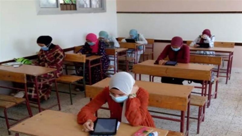 امتحانات الدور الثانى