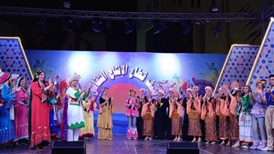 استقبال حافل لفرقتي 