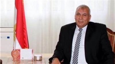 محافظ الوادى الجديد يقرر تخصيص مجمعات لبيع التمور بالخارجة