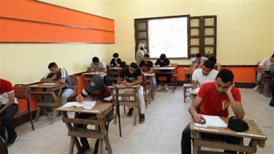 وزارة التعليم تعلن تقرير غرفة العمليات في أول أيام امتحانات الدور الثاني لطلاب الثانوية العامة