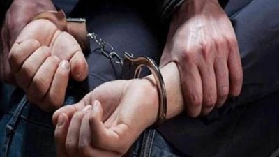 ضبط عنصر إجرامي مسلح بحوزته كمية من المخدرات قبل ترويجها بالإسكندرية