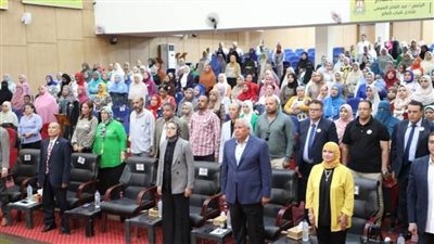 محافظ الوادي الجديد يُطلق مبادرة لدعم الكوادر الطبية بالمحافظة 