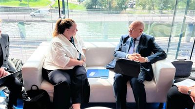 سويلم يلتقي منسق المياه العالمي بالوكالة الأمريكية للتنمية الدولية USAID