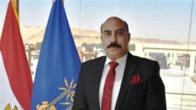 محافظ أسوان يكرم أوائل الشهادات الإعدادية والثانوي العام والفني