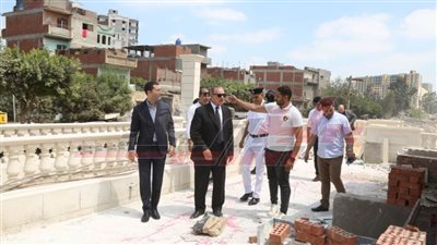 محافظ كفر الشيخ ونائبه يتفقدان الأعمال الجارية لترميم قصر الملك فؤاد لإقامة مركز خدمات بريدية 